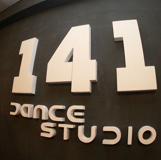 141 Dance Studio, танцювальна студія