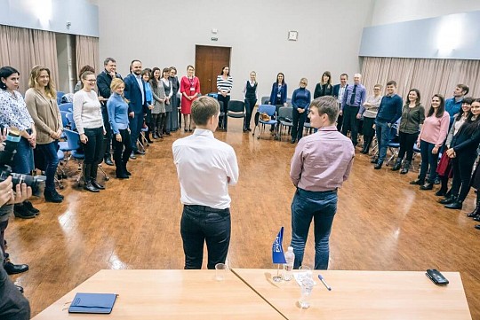 Своя Сорочка, клуб ораторської майстерності