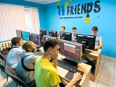 IT friends, школа програмування для дітей