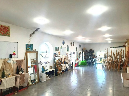 Hurgri Art School, мистецький простір