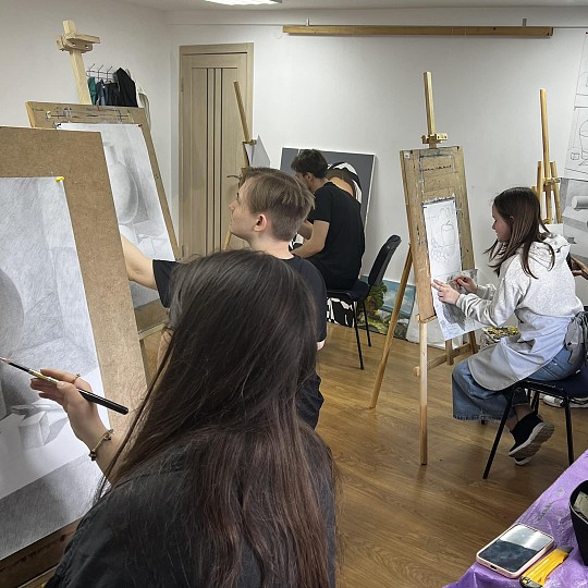 Gnativ Art Studio, професійна художня студія