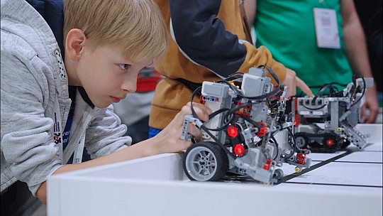 Robocode, сучасна школа програмування і робототехніки