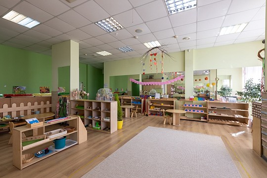 Montessori School 