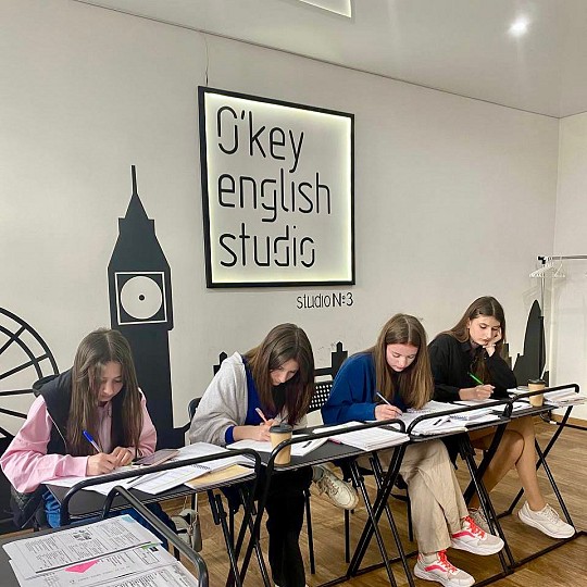 O'key English Studio, курси англійської мови